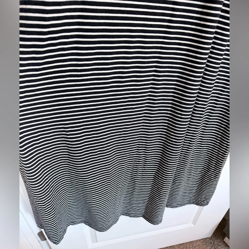 PEACH Striped Navy and White Maxi Dress Women’s Small - Picture 4 of 6